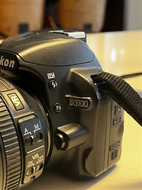 Nikon D 3100