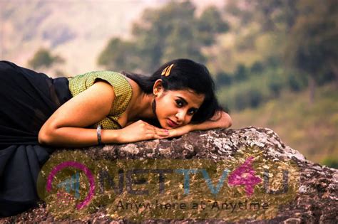 Actress Spicy Pics Latest Hot Images Galleries HD Images