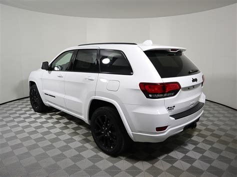 New 2019 Jeep Grand Cherokee Altitude Sport Utility In Parkersburg D7730 Astorg Auto