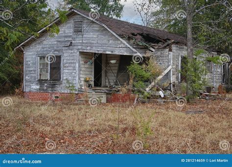 Abandoned Farmhouse Located In Rural East Texas Tyler Tx Stock Image