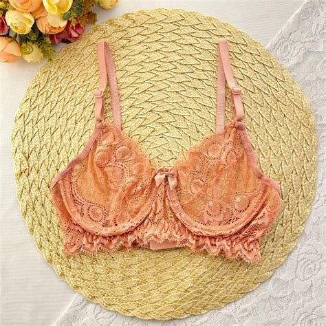 Sutiã de Renda Sem bojo Aro Lingerie Sexy Soutien em Renda Sutian