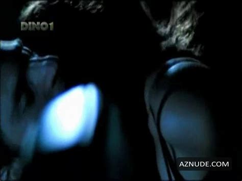 O INVASOR NUDE SCENES AZNude