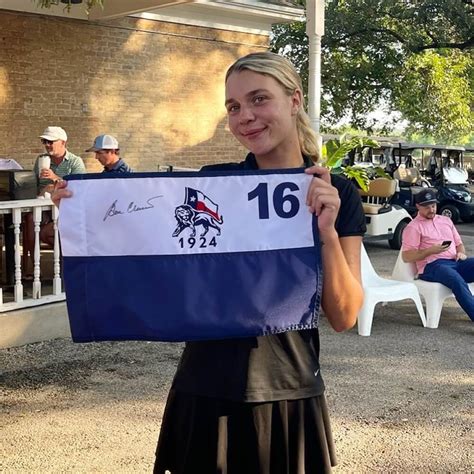 Gabbie Carter Bio, Age, Height, Net Worth, Husband