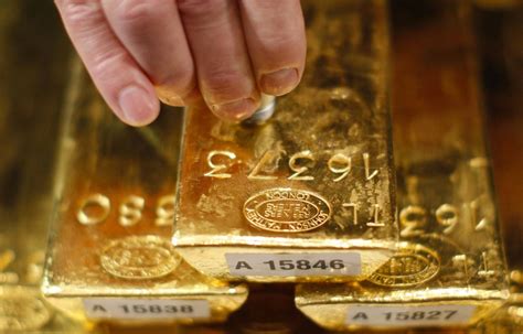 Bilderstrecke Zu Trotz Weltweiter Krise Sinkt Der Goldpreis Bild 1