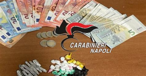 Lotta Allo Spaccio Di Stupefacenti Nel Napoletano Arrestati Due Pusher