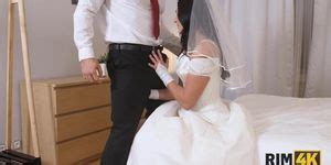 RIM4K Brunette Bride Gladdens The Bald Man By Rimming Before Wedding Tnaflix