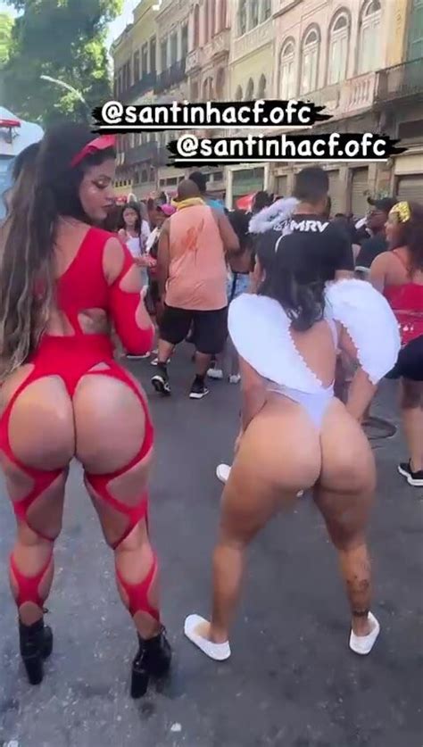 Hot Chicks Rolling In The Street Carnival Carnival Cnn Amador