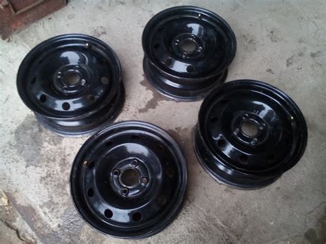 продам штампованные диски и колпаки на рено R14 — Renault Logan (1G), 1 ...