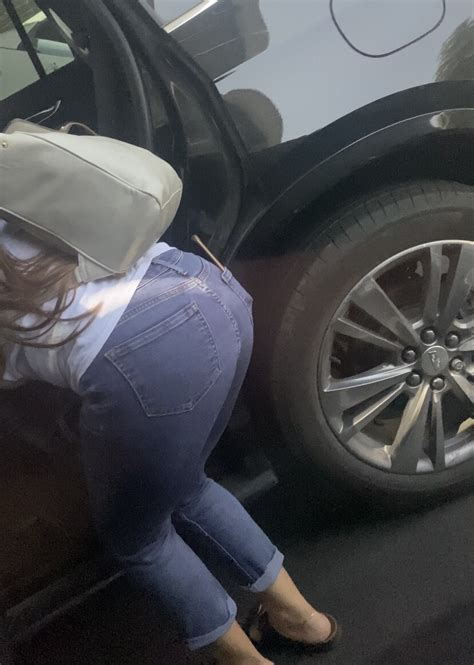 Small Ass Petite White Milf Gets Thing Out Of Car Tight Jeans Forum