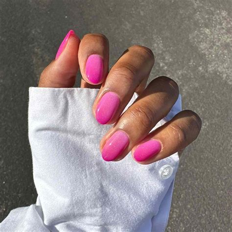 20 Pretty Pink Manicures to Try, Per Nail Experts