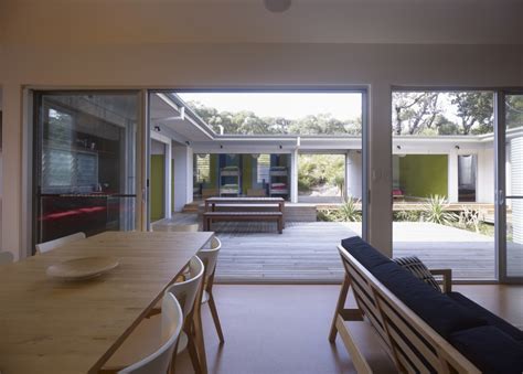 Design Inspiration: The Modern Courtyard House - Studio MM Architect