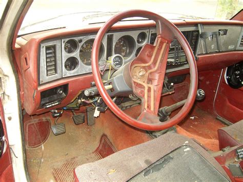1985 S10 Blazer Interior