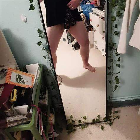 Schnell Abgespritzt Mit Slip Der Nachbarin Im Waeschekeller Gay Man Porn Xhamster