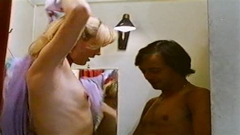 Naked Élisabeth Buré in Lingeries intimes