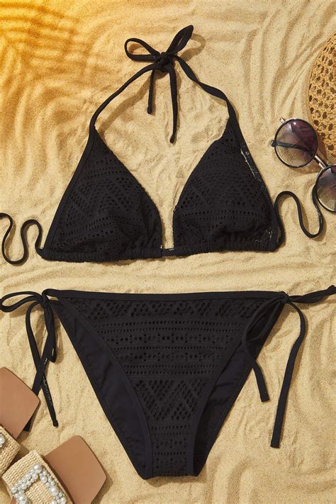 Trendyolmilla Siyah Üçgen Bağlamalı Dokulu Regular Bikini Takımı TBESS BT Fiyatı