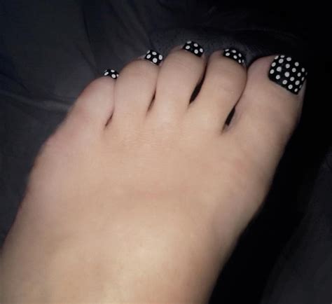 Polka Dot Pedicure Polka Dot Pedicure Hair And Nails Pedicure