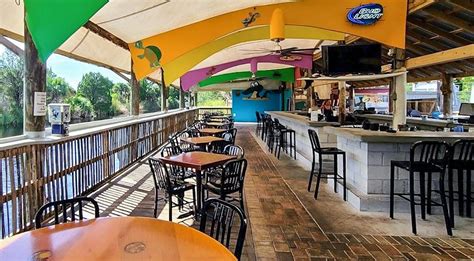 Dining in Hernando Beach | The Complete Visitor Guide