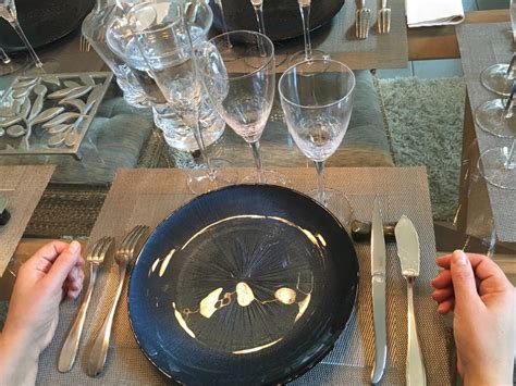 A Guide To French Dining Etiquette 10 Essential Tips On French