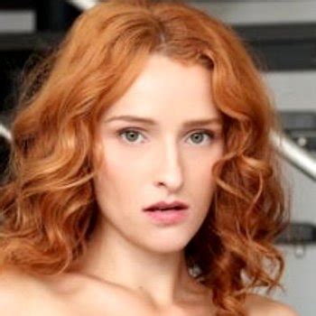 Luciana Lucy Babe Page Watch This Pornstar On Freeones