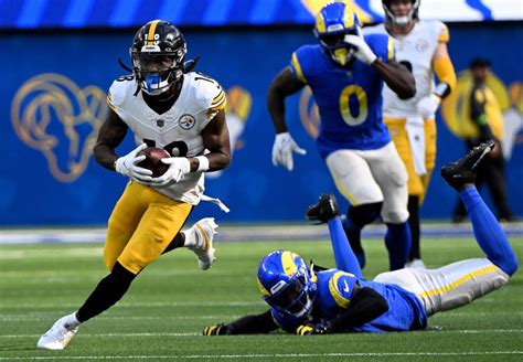 Rams collapse in fourth quarter of loss to Steelers – Daily News