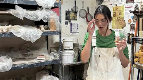 Kendall Jenner Shows Off Her Figure In A Bikini During A Lake Vacation Before Making A Vase With