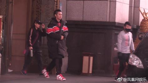 Drama ngoại tình hot nhất Cbiz Không có bà cả tiểu tam mặc sẵn đồ ngủ chờ sao nam Hoa Thiên