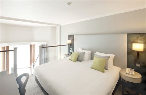 DoubleTree by Hilton London Kensington Photo Gallery