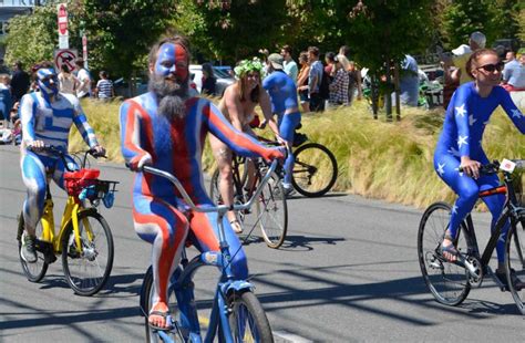 Fremont Solstice Parade Seattle Summer With A Naked Bike Ride