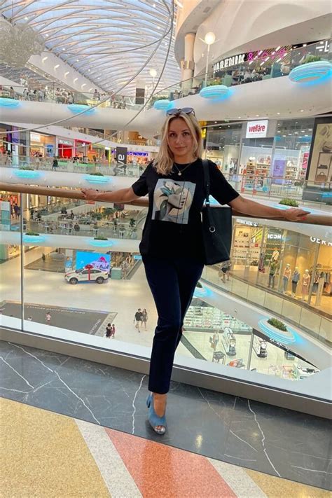 Wonderful Anna Y O From Kharkov With Blonde Hair Id Ladadate