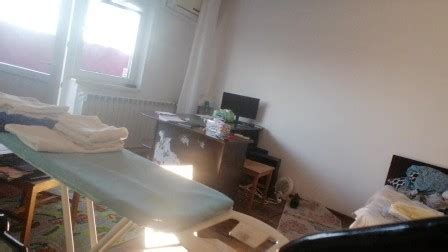 ne femme amatrice fait le ménage nue Une milf à la chatte poilue gros cul Free Sex Video