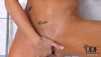 Felicidad orgásmica en la bañera XVIDEOS