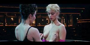 Elizabeth Berkley Nude Loop Tnaflix