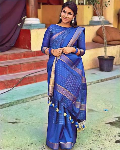 Sandhya Indian Actress Hot Pics Romance Movie Scenes Beautiful Saree