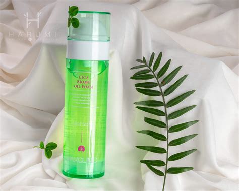 Jabón en aceite y acuoso facial de Maxclinic con Centella Asiática ...