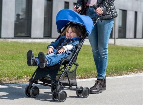 Компактная коляска трость Britax Holiday | Аналогий нет