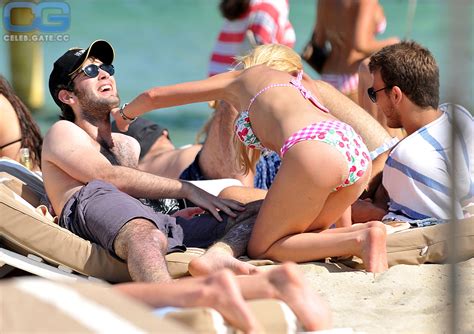 Tara Reid Nude Pictures Photos Playboy Naked Topless Fappening