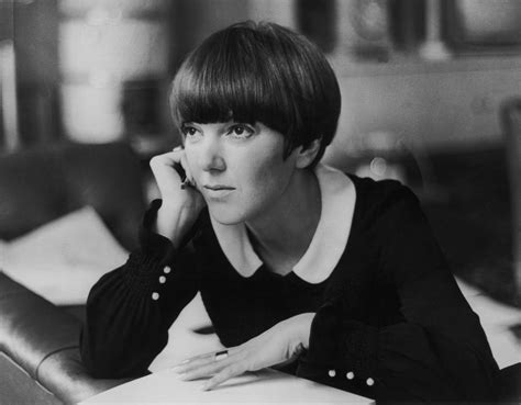 Mary Quant And Her Chelsea Girls Swing Into Londons Vanda Museum Vogue