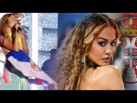 Shkundet Kosova Rita Ora kërcen me flamur serb Shpërthen Braha Ja