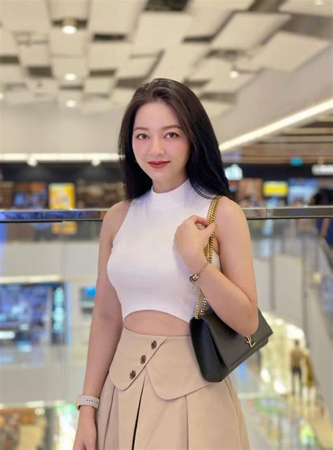 Hot girl Sài thành body tròn trịa mặc áo dài ít ai bì Titanic Nơi mọi thứ được chia sẻ