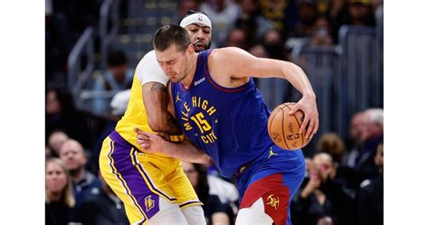 "Денвър" започна с победа защитата на титлата си в НБА