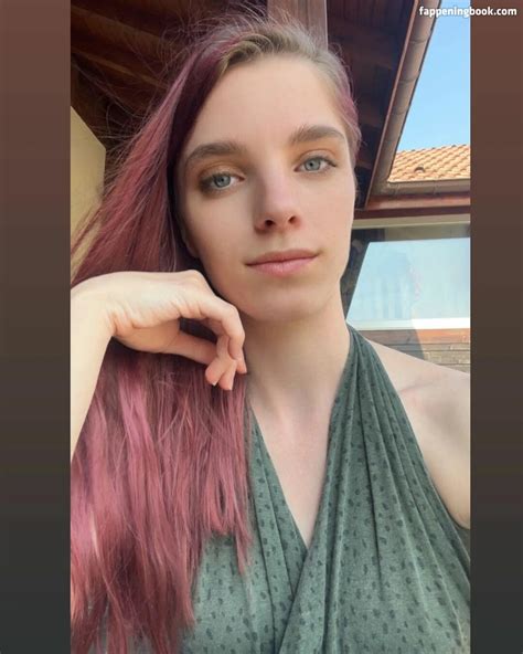 Karli Itskmakee Itskmakee Karliimakeee Nude OnlyFans Leaks Fappening FappeningBook