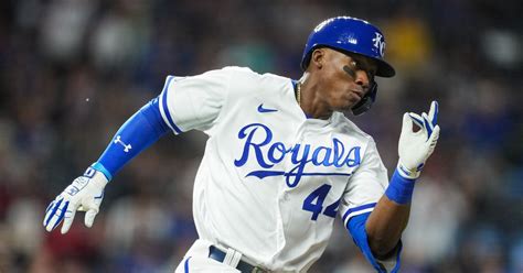 Royals Promote Outfielder Dairon Blanco Part Ways With Jackie Bradley