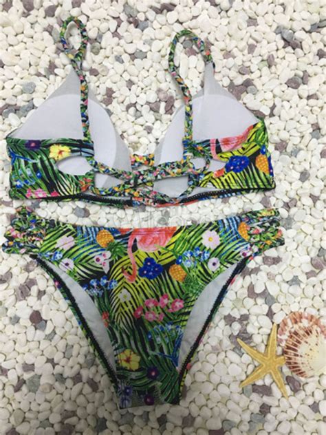 2 Piece Swimsuit Sexy Strappy Sleeveless Floral Printed Cross Back Bikini Swimwear Set Milanoo