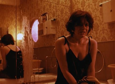 Nude Video Celebs Mirdza Martinsone Nude Fotografija Ar Sievieti Un Mezakuili