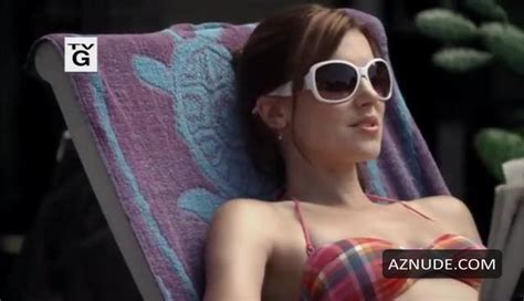 TRADING CHRISTMAS NUDE SCENES AZNude