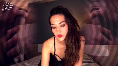 Amateur Webcam Babes Going Solo At DrTuber