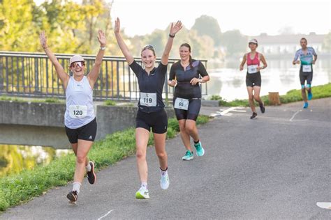 Aarau Triathlon Perfekte Bedingungen Für 239 Starterinnen Und Starter
