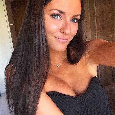 Norwegian Brunette Porn Pic