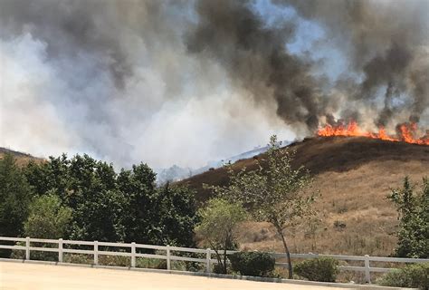 Sycamore Fire Stopped At 201 Acres In Riverside Firefighters To Stay