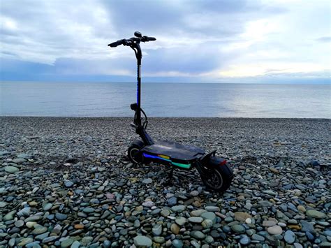 FOBOS Model X electric scooter in stock. - Enjoy the ride